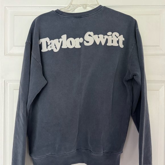 Taylor Swift Lost In The Labyrinth of my Mind Midnights S Blue Pullover - Picture 2 of 5